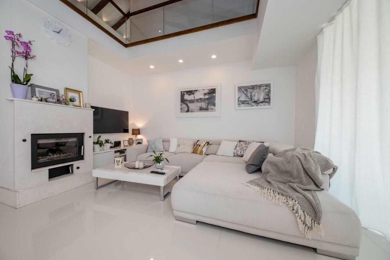 Villa Bella Banjol Exteriér fotografie