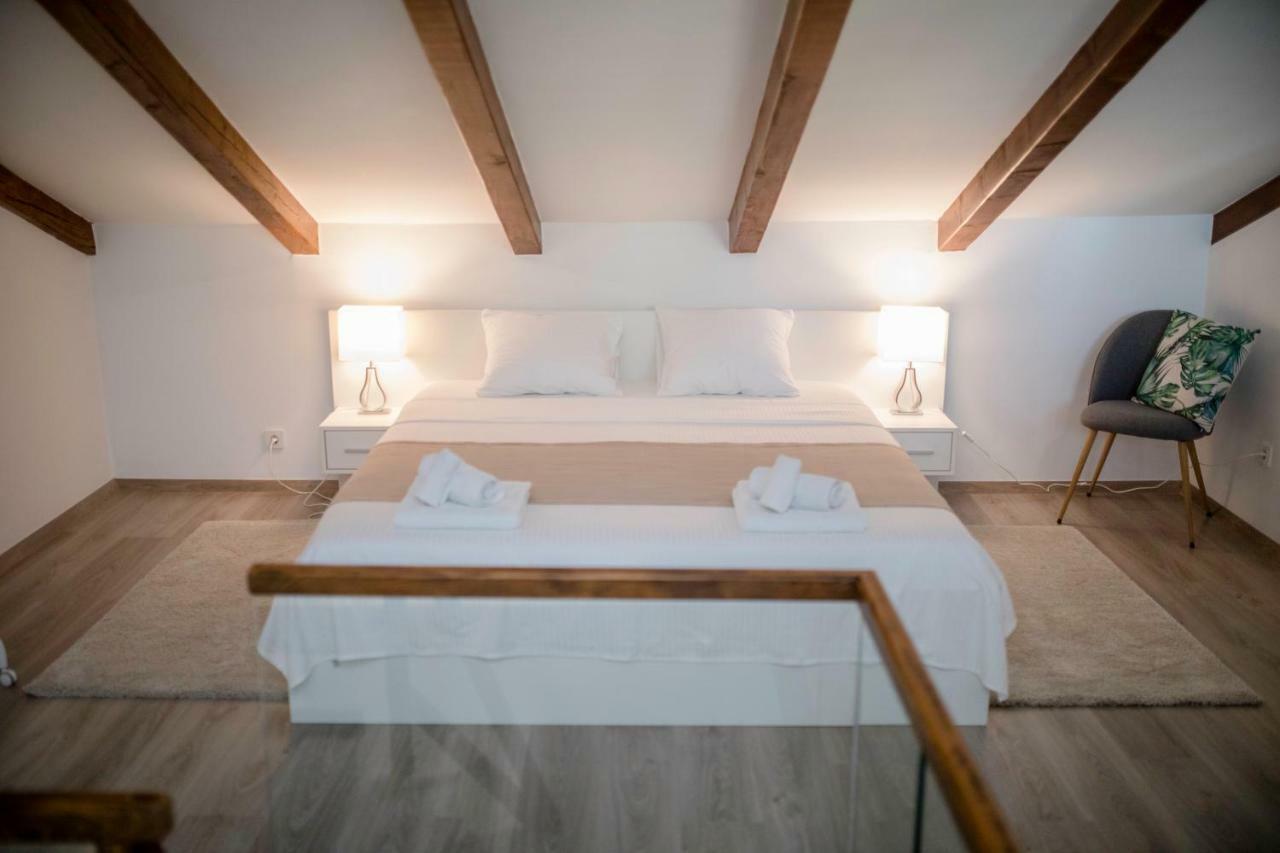 Villa Bella Banjol Exteriér fotografie